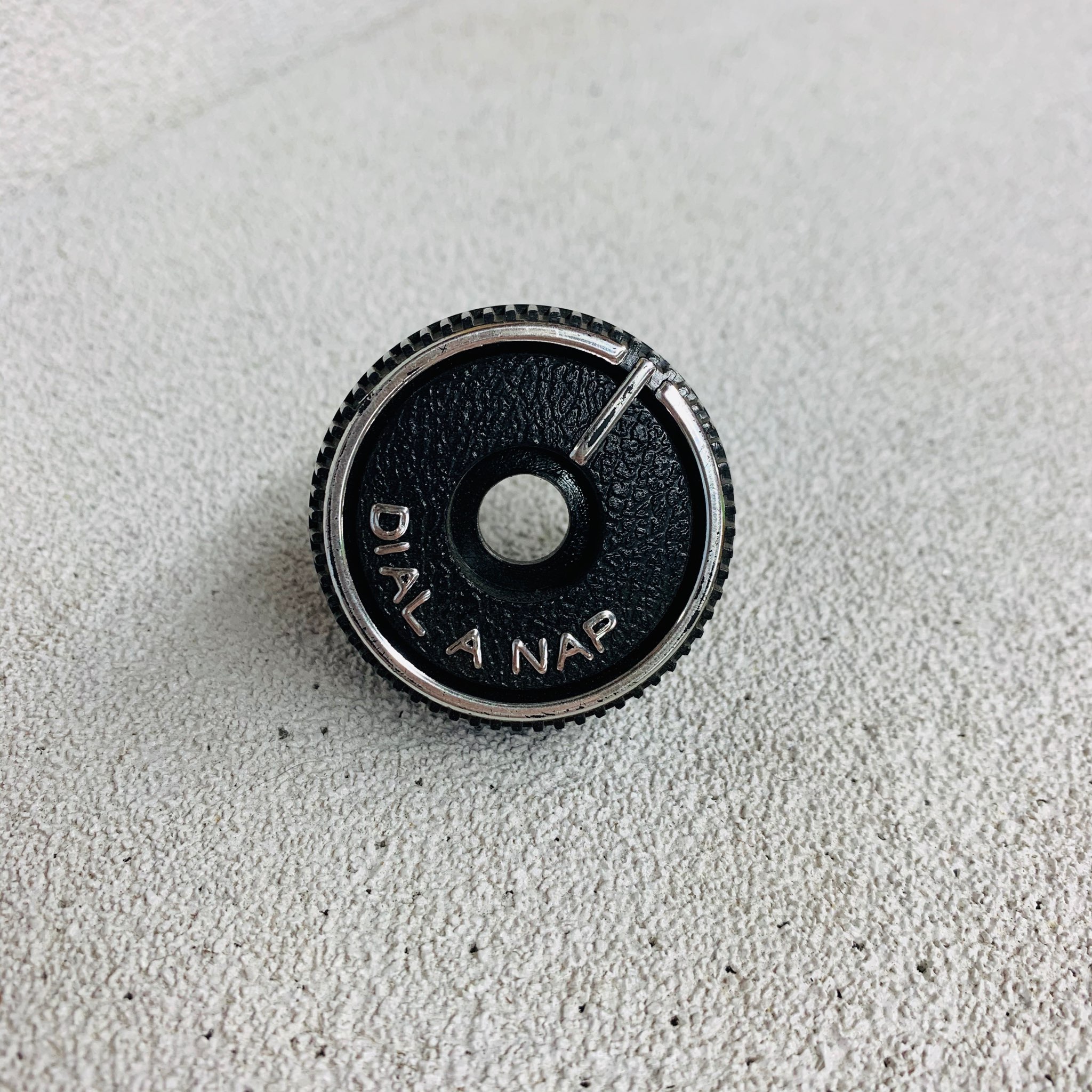 ADJUSTMENT KNOB 19502