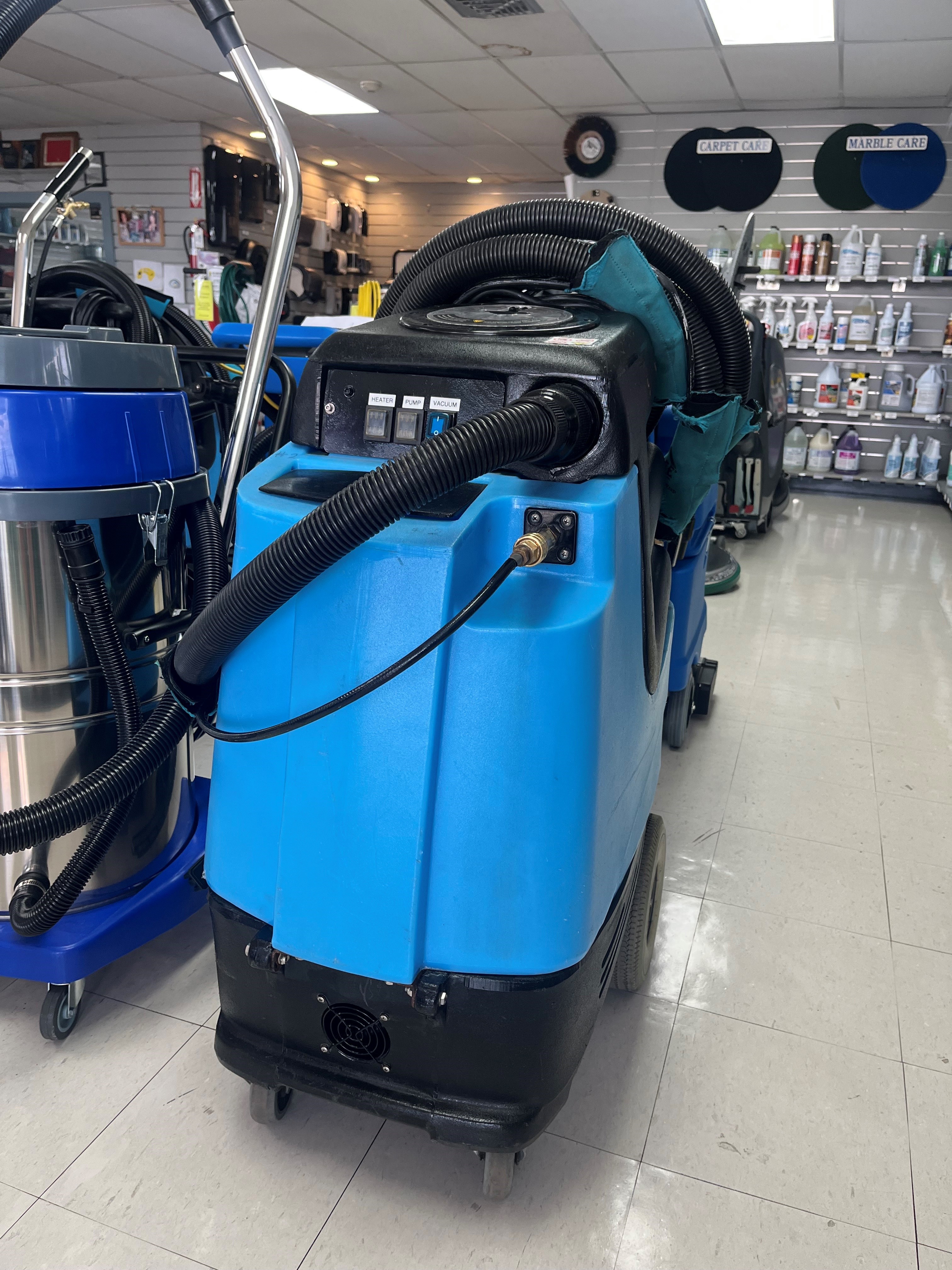 USED MYTEE 2002CS EXTRACTOR 12GAL W/ HEAT, HOSE, NO WAND